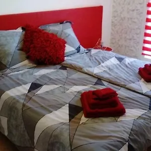 https://lesthelio-gite.hotels-rhonealpes.com
